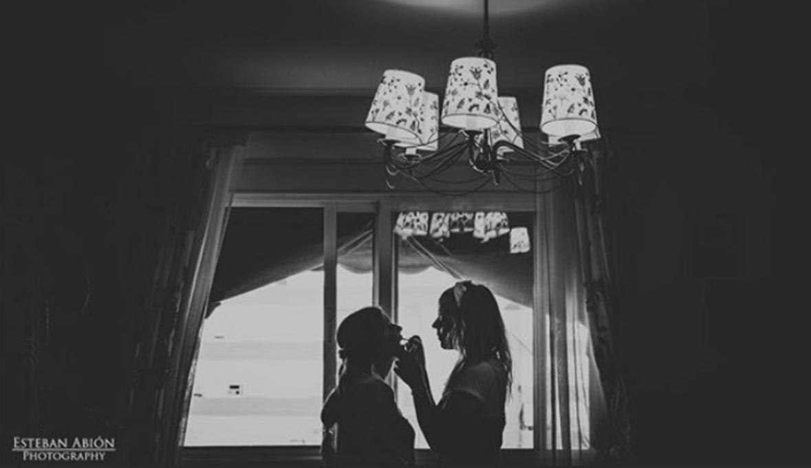 Qué esperar del maquillaje a domicilio el día de tu boda